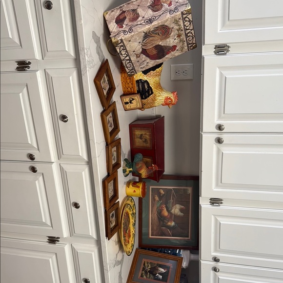 Rooster Themed Kitchen Decor Set 15 pieces